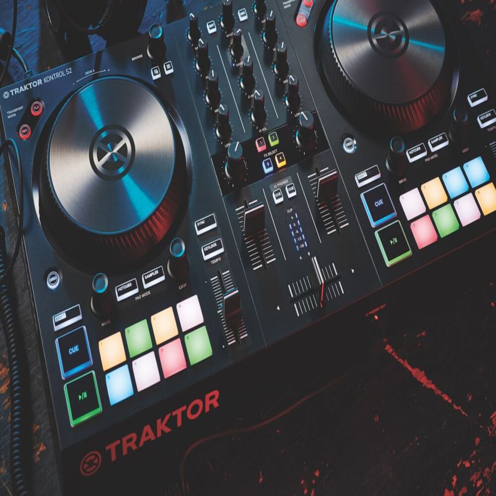 DJ Mixers & Controllers